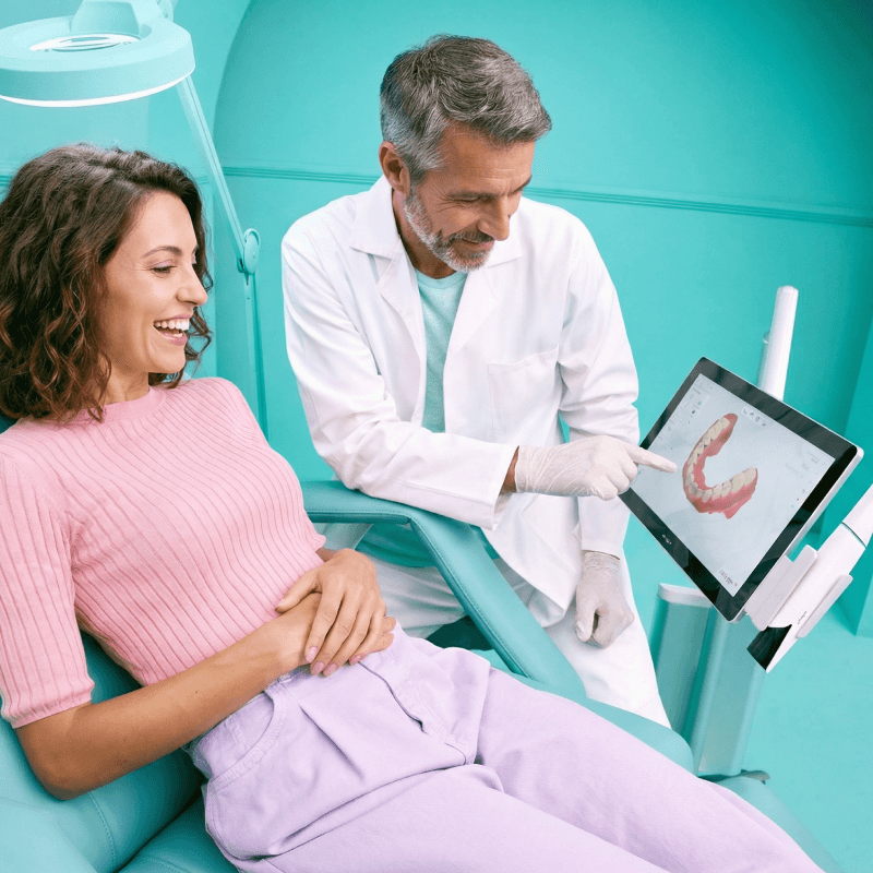 [CRO] TwoImages Impress card 2 Desktop